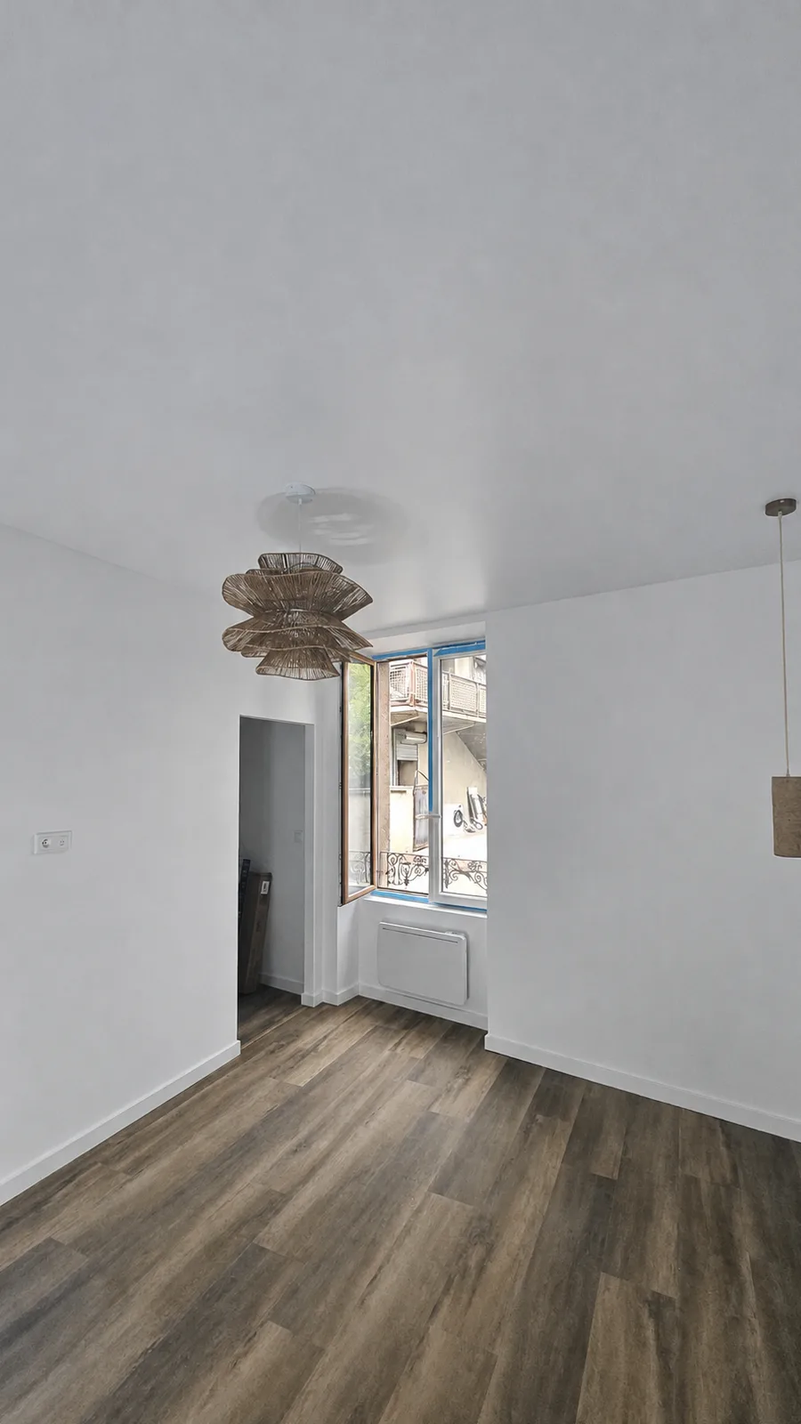 Plafond tendu blanc mat après pose